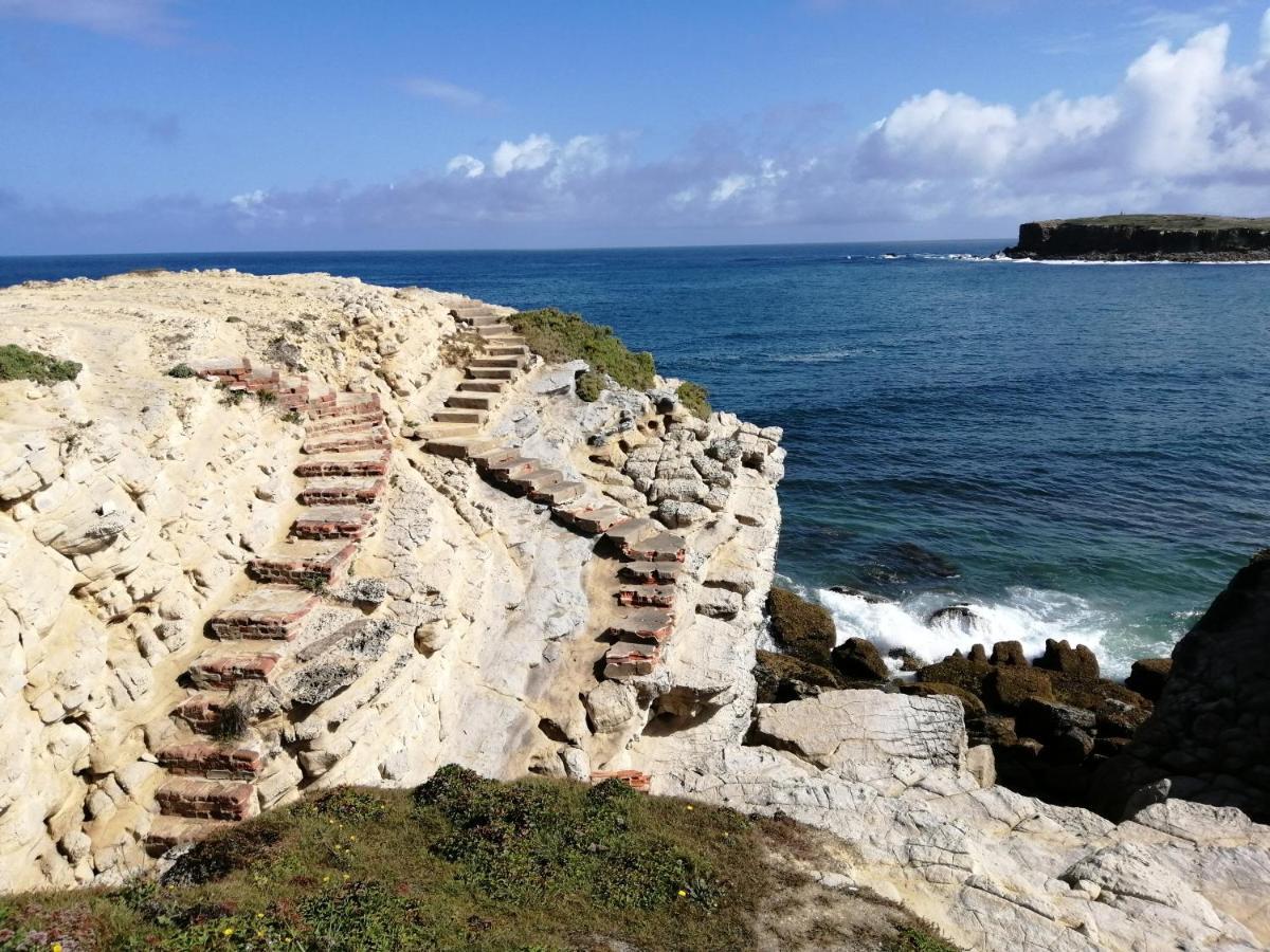 Nalu House Baleal - By The *